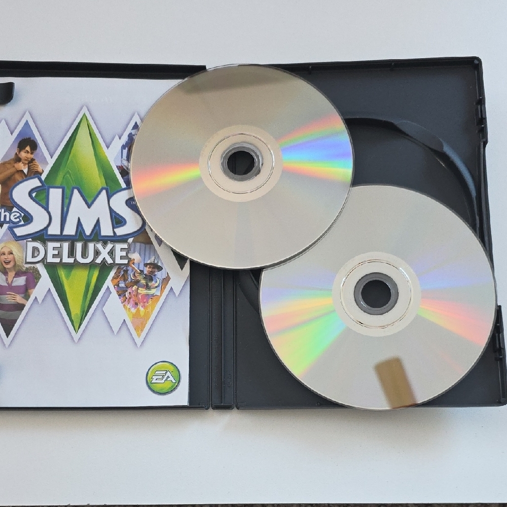 The Sims 3 Deluxe PC Collection - Ambitions, Pets, Generations, Town Life, Loft - Picture 3 of 12